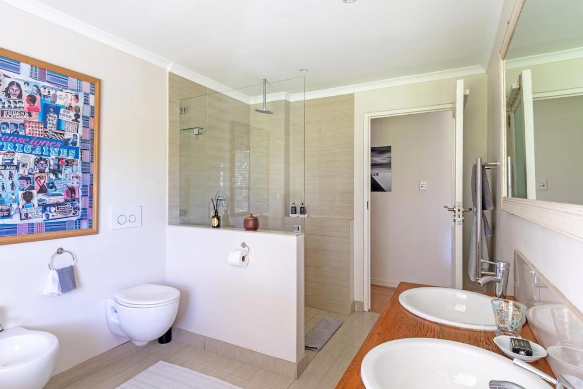 On Constantia Wine Route Apartment